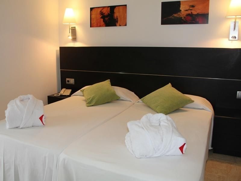 פלאייה דה פאלמה Hotel Obelisco מראה חיצוני תמונה